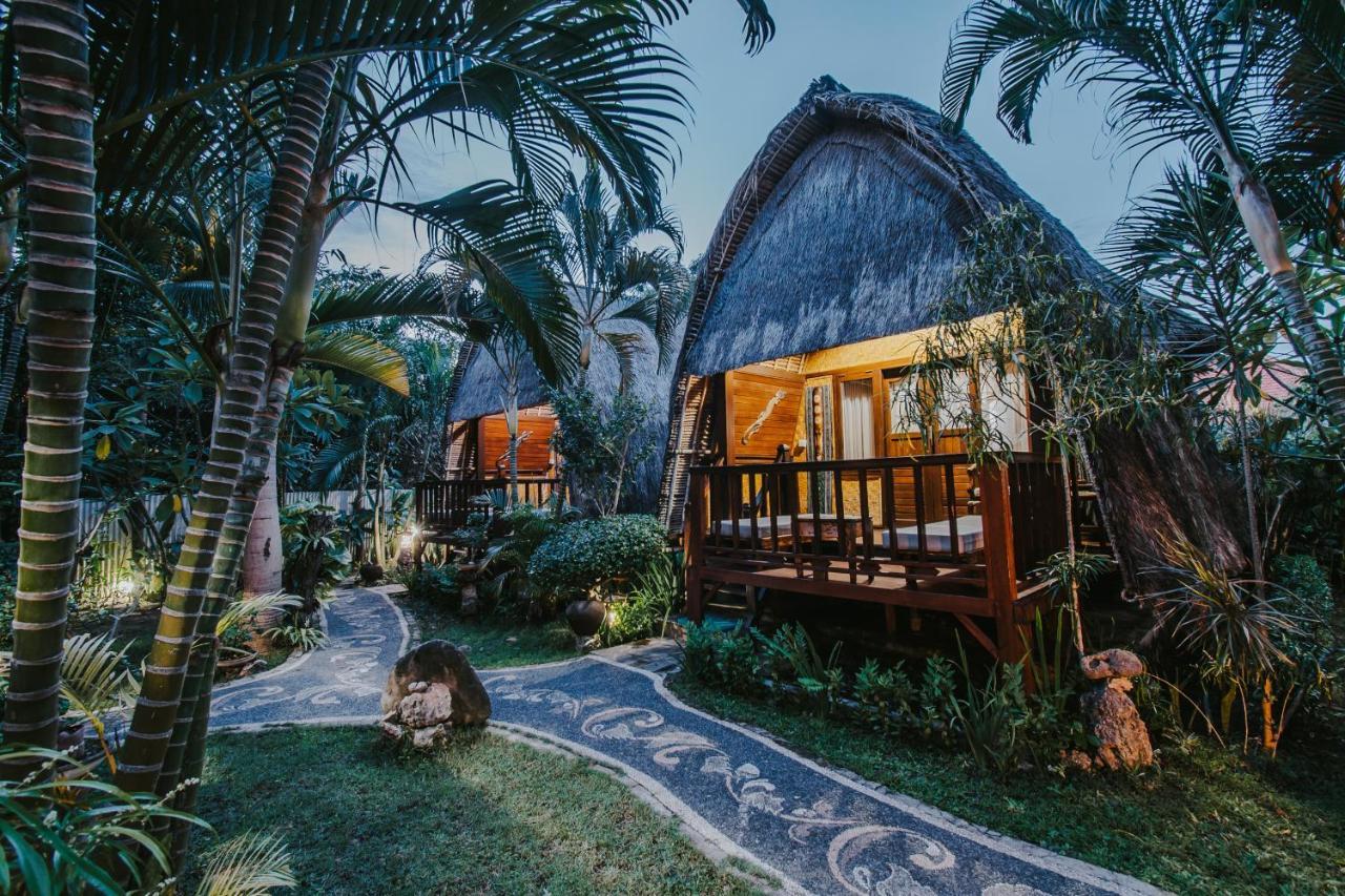 Alam Nusa Bungalow Huts & Spa Nusa Lembongan Dış mekan fotoğraf